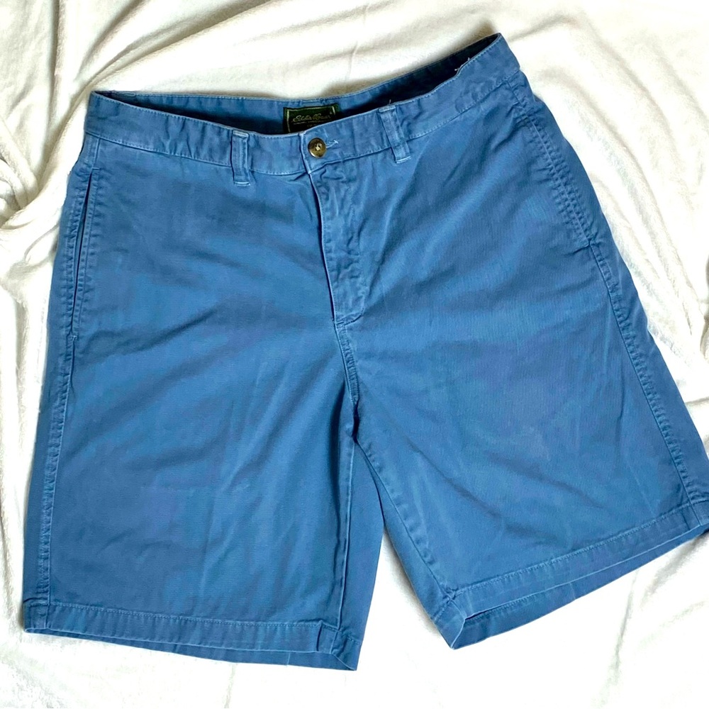 Eddie Bauer Relaxed Cotton Men’s Chino Shorts, Light Blue, Size 34